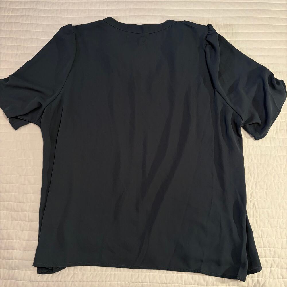Nordstrom Slate Blue Tiered Short Sleeve Lightweight Blouse Womens size 2X - Picture 2 of 6